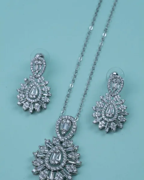 Crystal Pendant Necklace Set